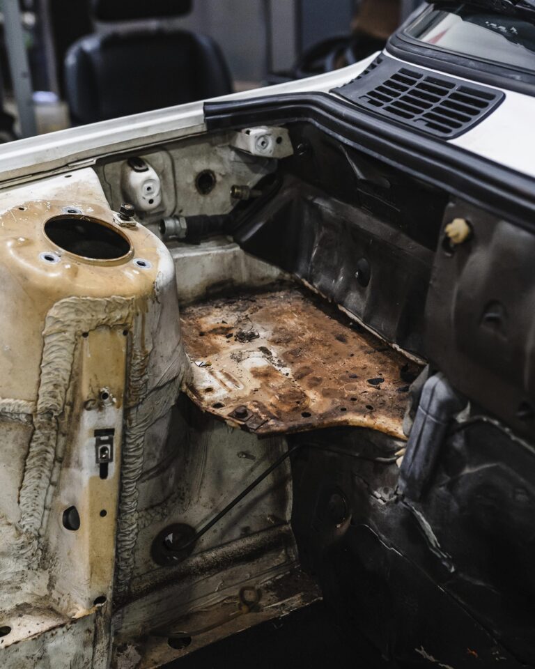 precision-sport-industries-bmw-e30-325i-llorca-s52-swap-05-2