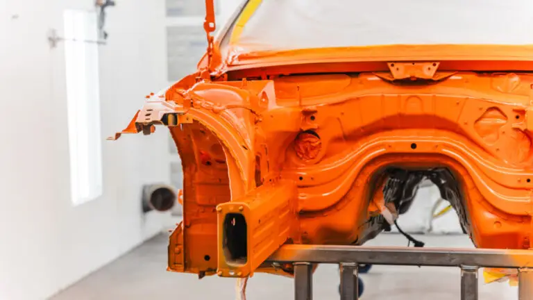 E91 Chassis in paint-71