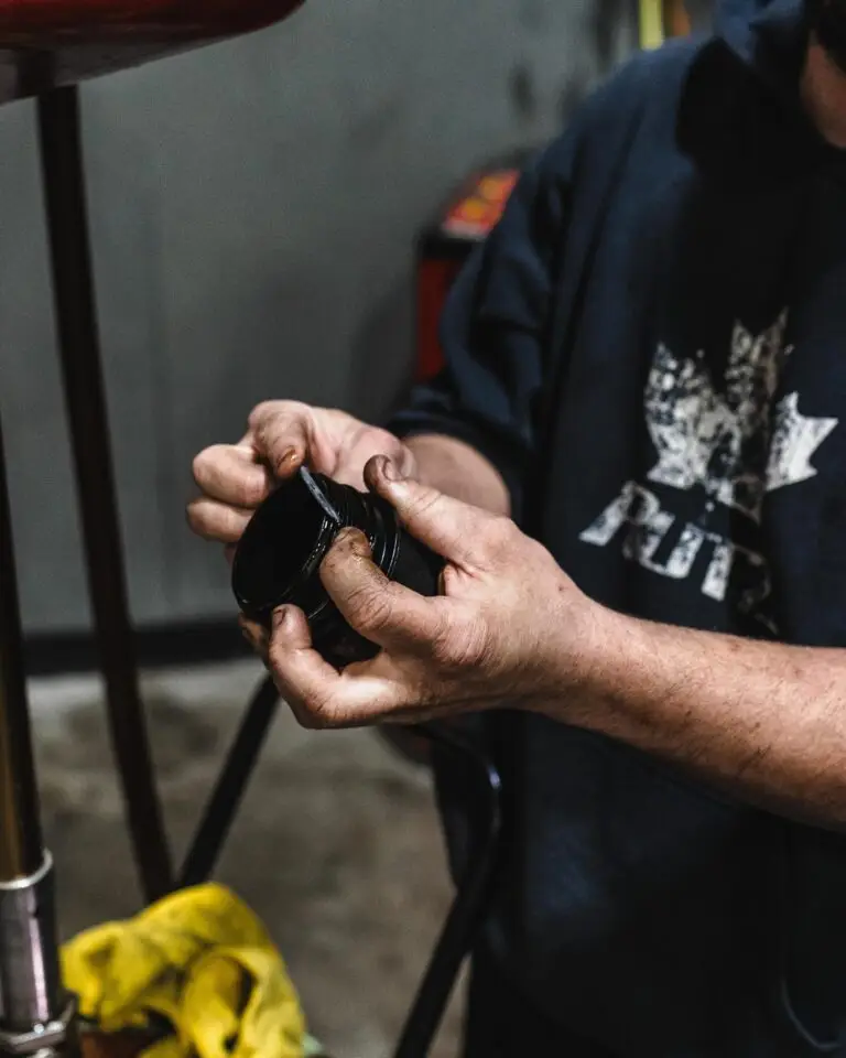 Precision_Sport_Industries_oil_changes17